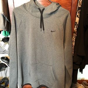 Women’s Nike Thermal-Fit Hoodie